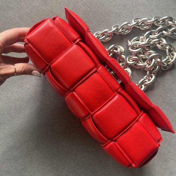 RARE Bottega Veneta padded cassette on chain - Picture 9 of 15